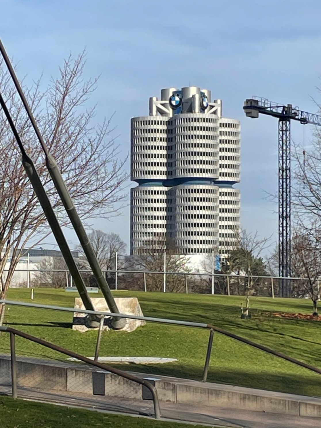 8a3e2f06-759b-4dea-ac12-741488c3d3e2